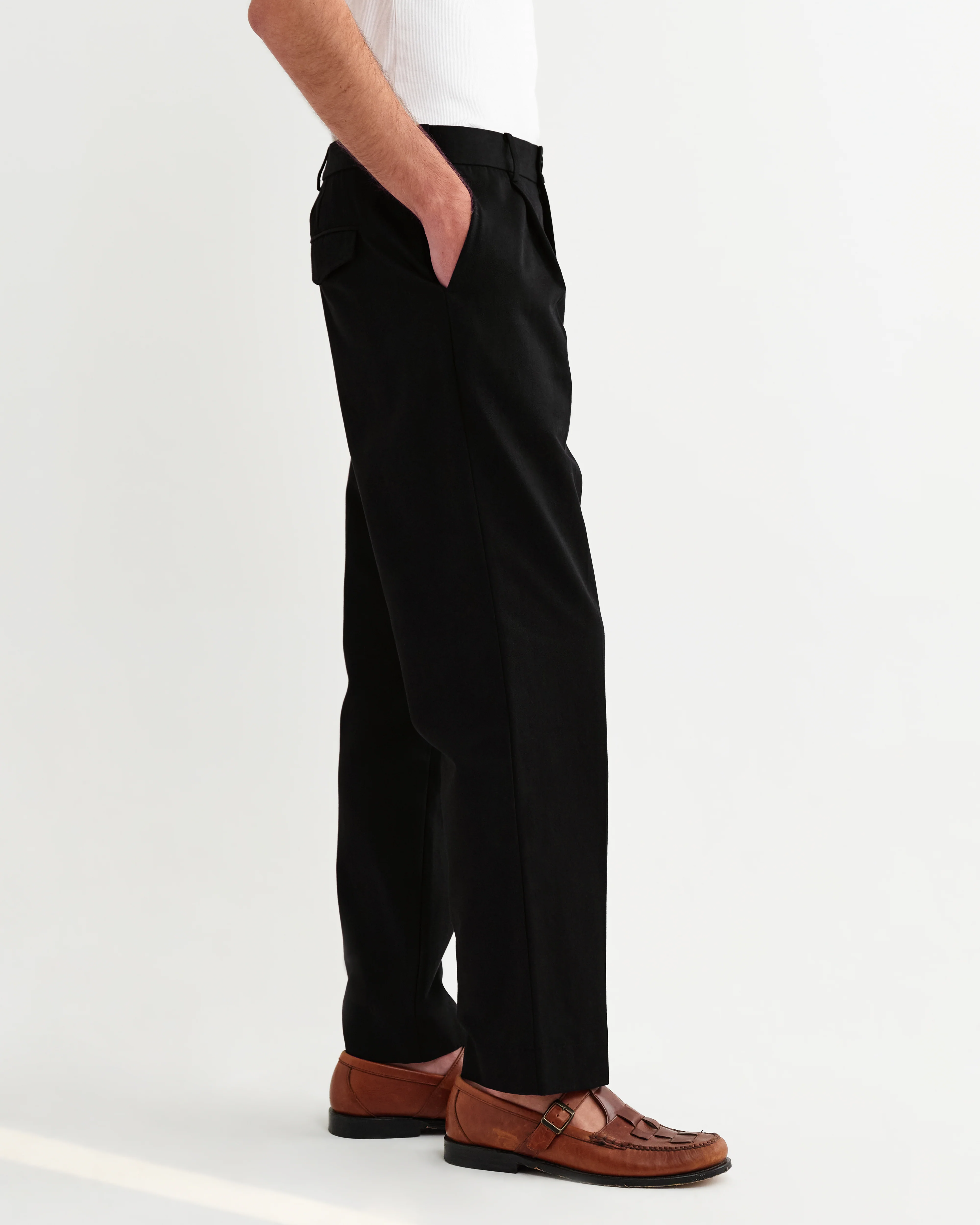 Aubyn - Black Cotton Tencel Twill Loose Fit Trousers - Image 5