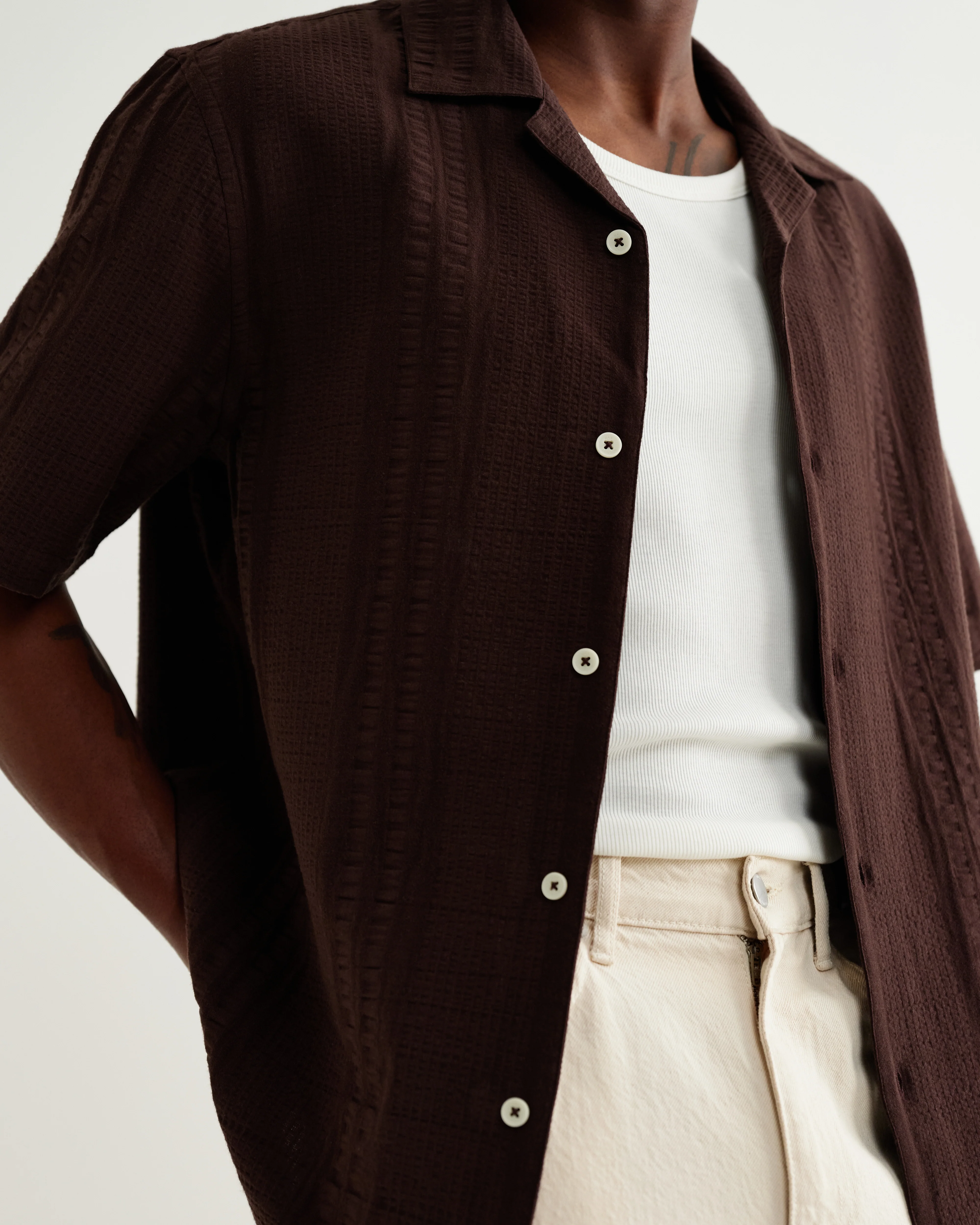 Didcot - Brown Double-Weave Seersucker Short-Sleeve Shirt - Image 3