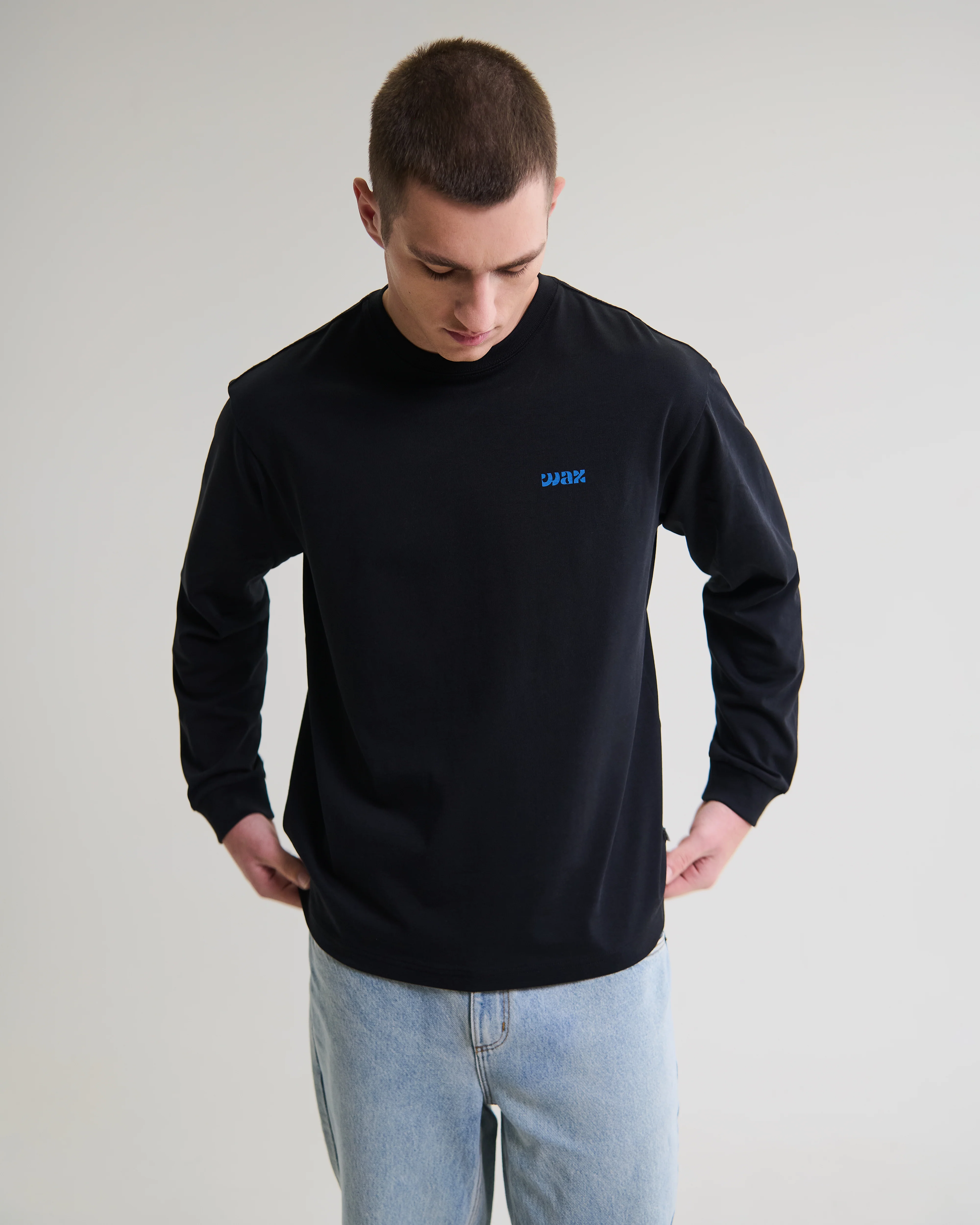 Hayden - Black And Blue 90s Doodle Graphic Cotton T-Shirt - Image 3