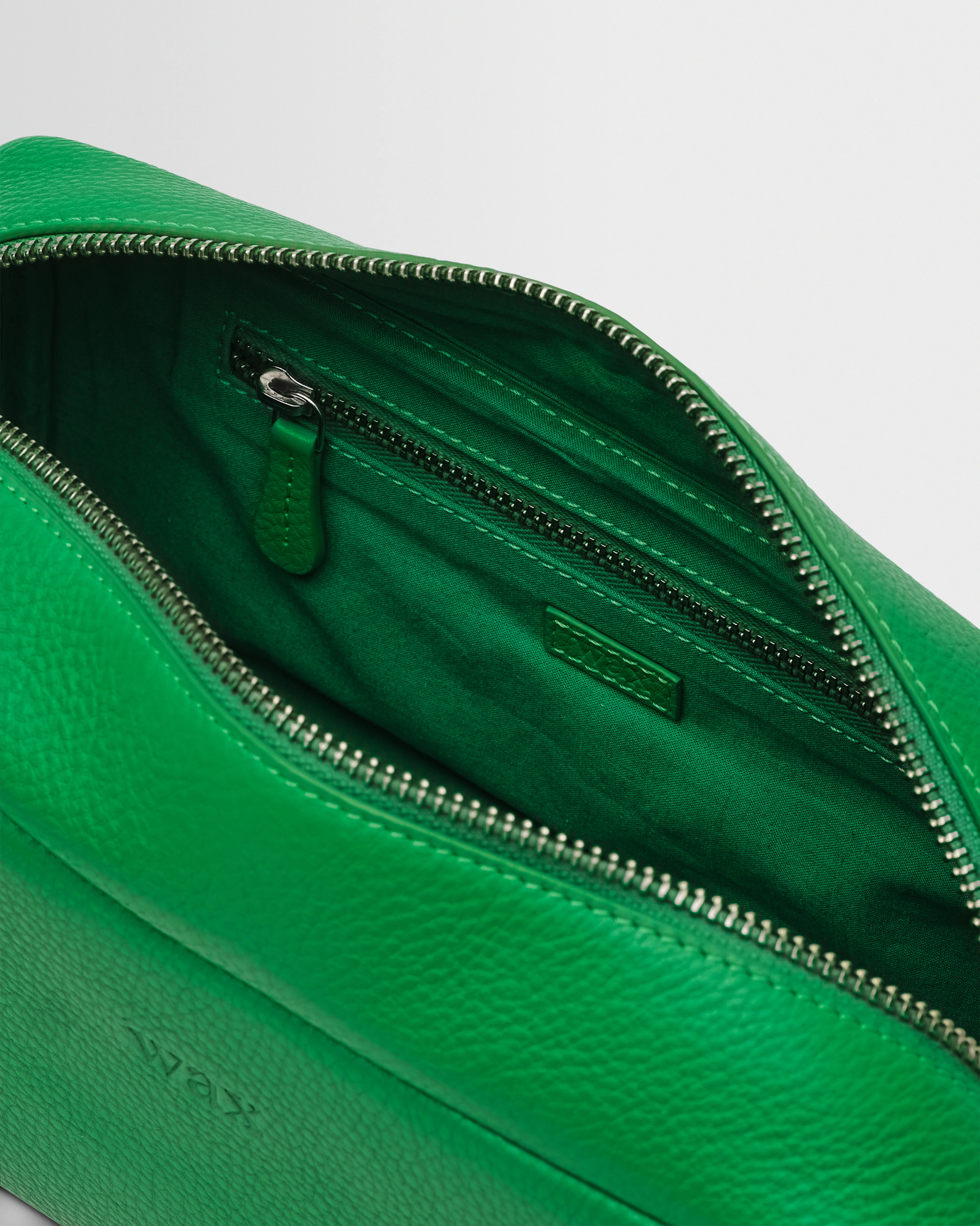 Wells - Bright Green Grain Leather Washbag - Image 4